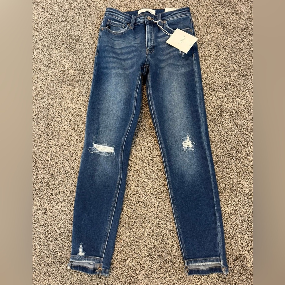 Kancan size 3/25 women’s jeans